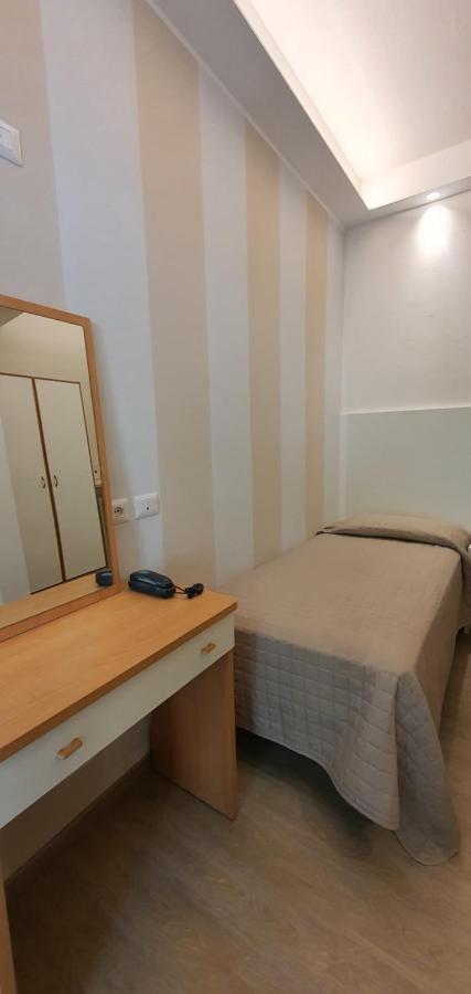 Hotel Arno 미사노아드리아티코 외부 사진