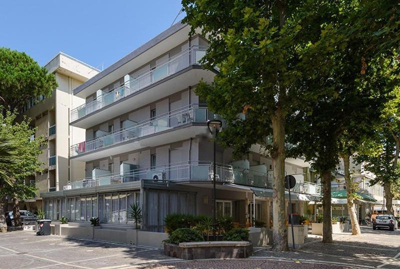 Hotel Arno 미사노아드리아티코 외부 사진