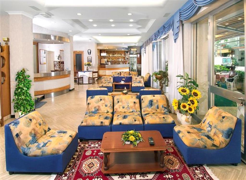 Hotel Arno 미사노아드리아티코 외부 사진