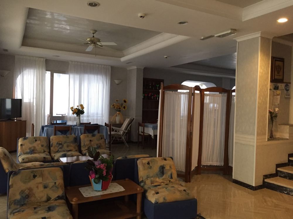 Hotel Arno 미사노아드리아티코 외부 사진