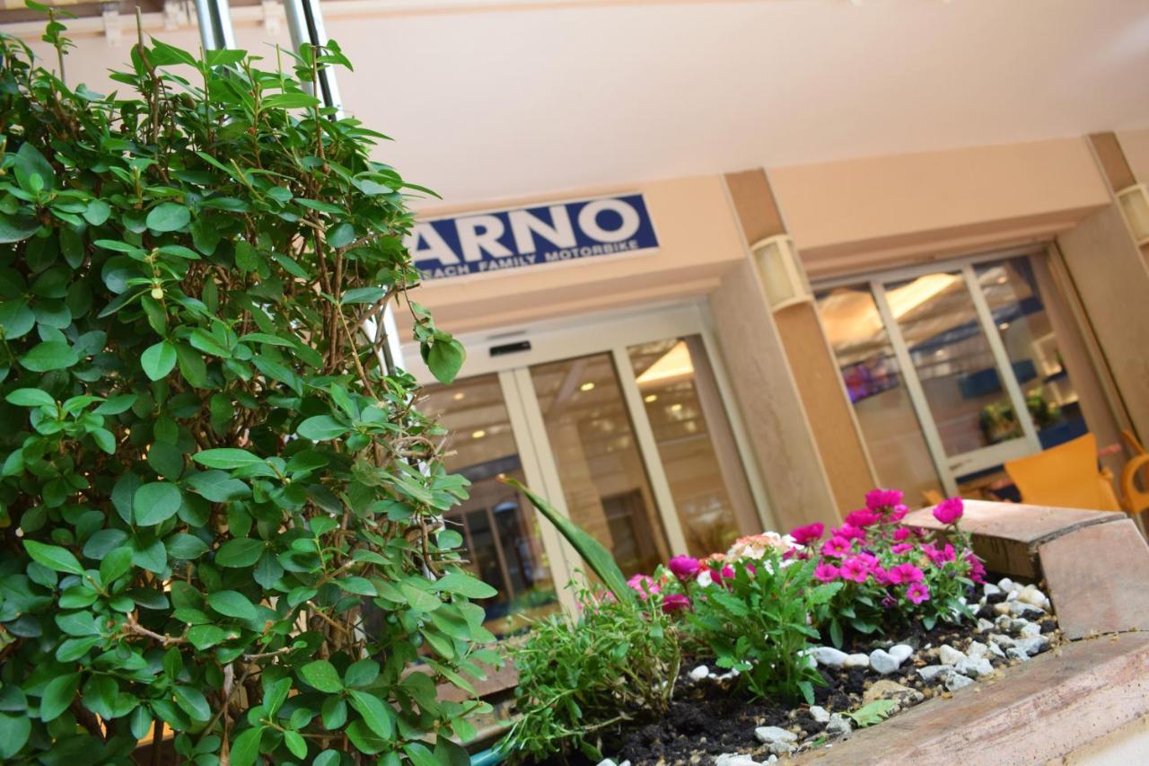 Hotel Arno 미사노아드리아티코 외부 사진